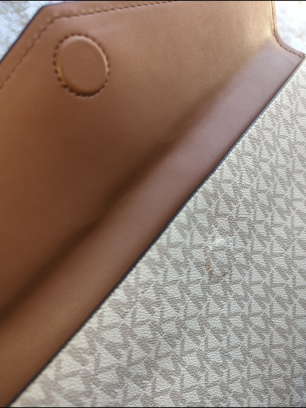 Michael Kors Leather Brown Cream And Beige Monogram Large Wristlet Clutch - Picture 5 of 7
